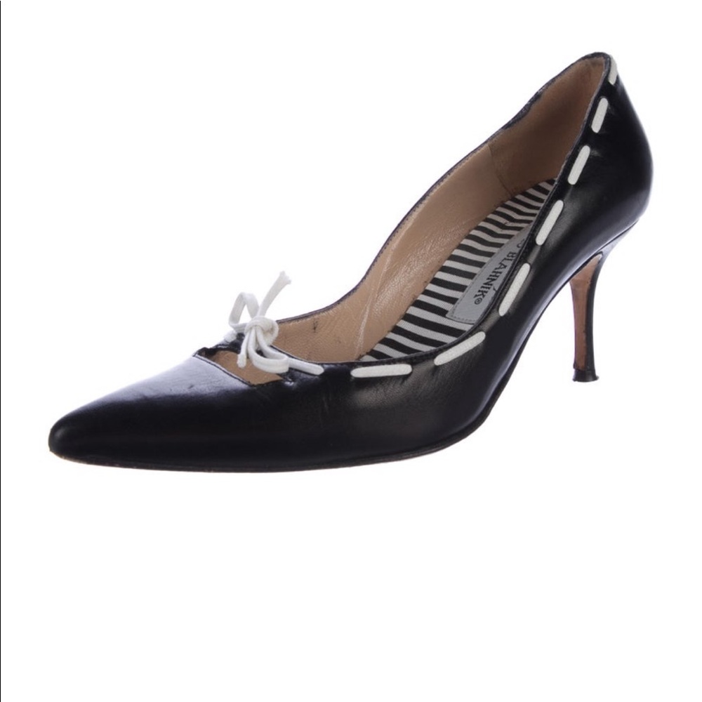 Manolo Blahnik Conti Black Leather Ribbon Bow Pumps